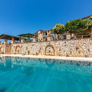 3* Hotel San Saena